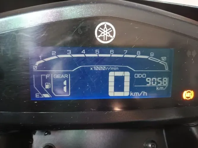 Yamaha crosser muito nova.