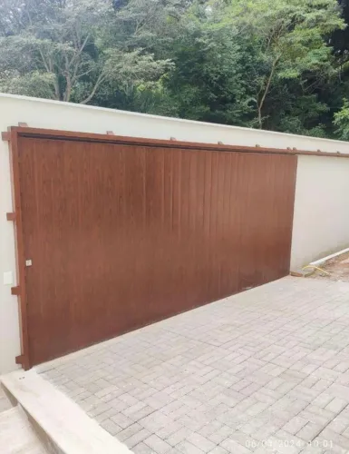 CONFECÇÃO/PRODUÇÃO DE PORTAO DE ALUMÍNIO