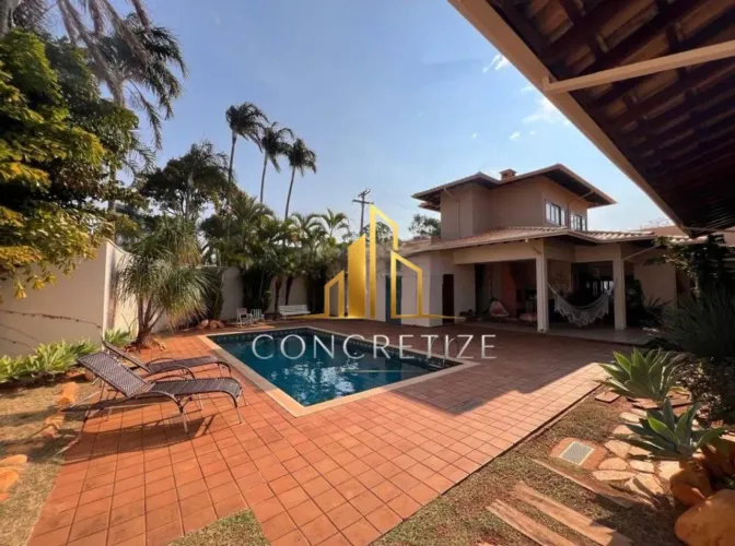 Casa mobiliada e completa em armários em condomínio fechado no Residencial Tivoli - Bauru/