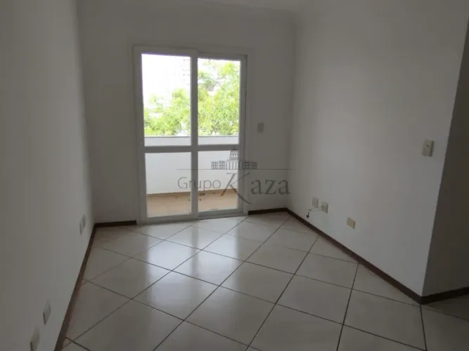 Apartamento - Jardim América - Edifício Kasatu Maru - 3 Dormitórios - 80m².