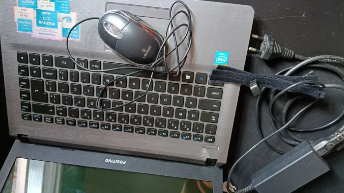 Notebook Positivo Stilo XR3000 - funcionando normalmente