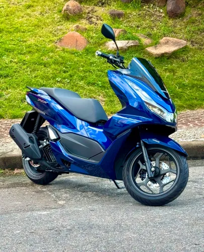 Pcx ABS 2027 0km emplacada - Rpm Garage