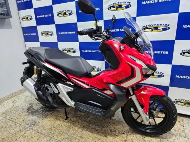 Honda ADV 23/23 150 Vermelha