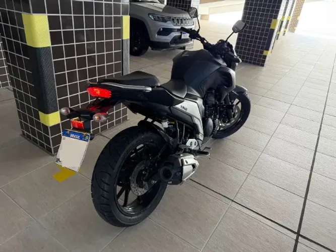 Fazer 250 ABS 2022 com apenas 6.500km