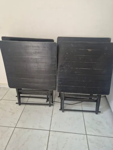 CONJUNTO MESA E CADEIRAS