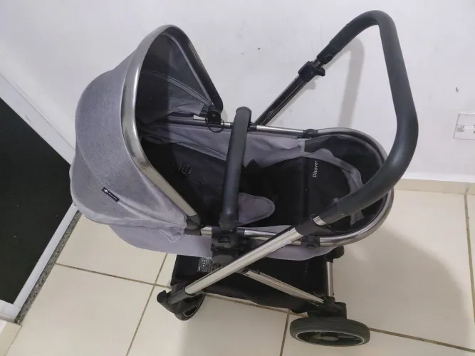 Carrinho de bebê safety