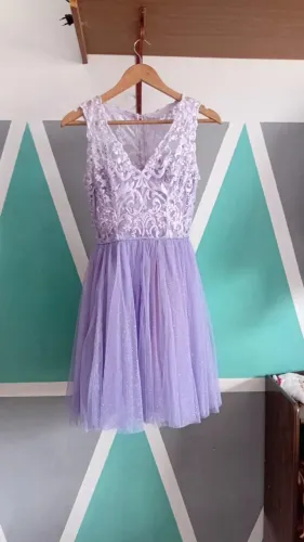 Vestido Festa Curto Lilás