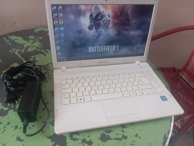 Notebook Samsung/ 6 GB de memória / tela 14 Led / bluetooth 