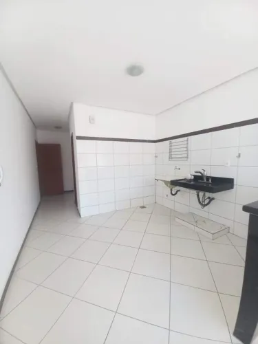Kitnet para Locação no Centro de Caratinga!