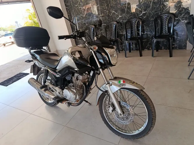 CG 150 2015 - 49.000 km originais