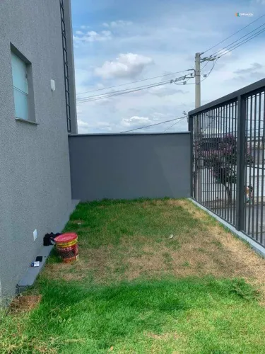 Casa geminada com entrada individual, são 3 quartos 1 suite no bairro Juliana em BH