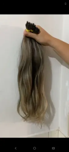 Cabelo vetinamita loiro 