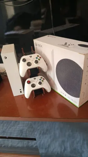 Xbox series s 2 controles