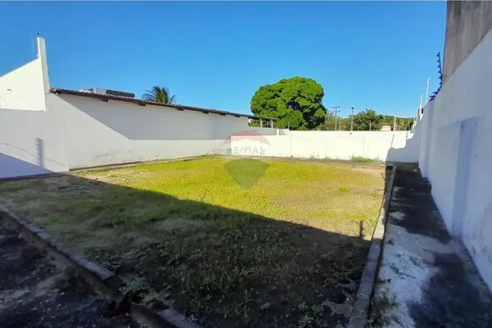 VENDO Terreno 10x30 em Cidade Nova Área Total 300m² (Aceita Financiamento)