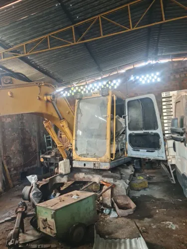 Escavadeira sdlg 6150
