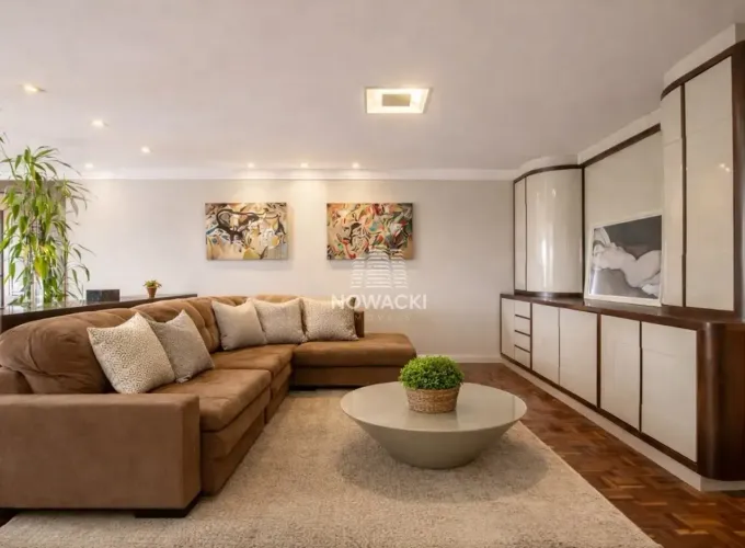 LINDO APARTAMENTO COM 4 DORMITÓRIOS E 2 VAGAS DE GARAGEM PARALELAS NO CENTRO CIVICO!