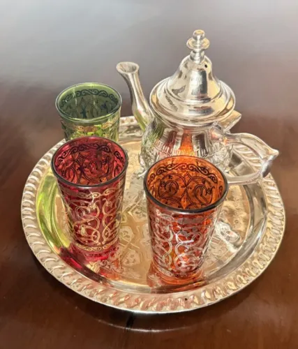 Bule - serviço de chá de Marrocos, novo
