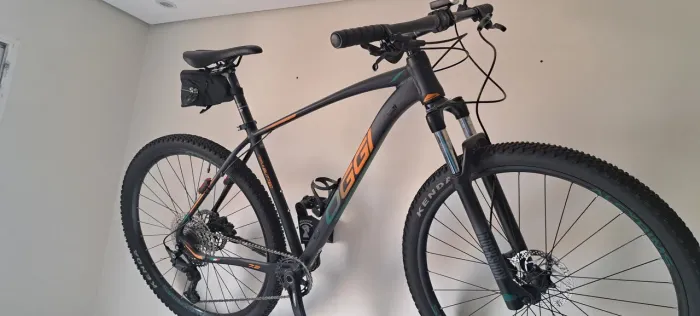 Bicicleta Oggi 7.2 condição de zerado quadro 19