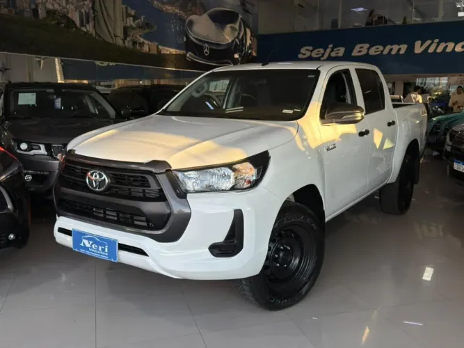 Toyota Hilux CD 4X4 2.8 Diesel Mec. 2024