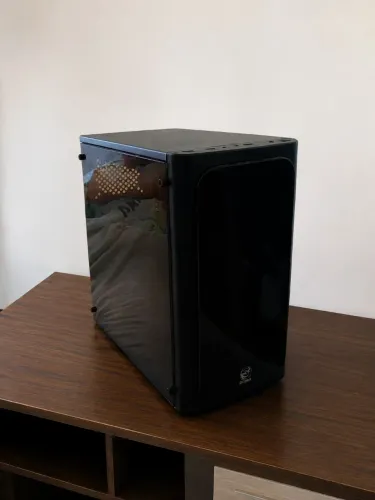 ? PC completo à venda! 8GB RAM + SSD 180GB. Vendo ou troco em videogame!