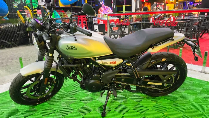 Royal Enfield Guerrilla 450 2026 ZERO