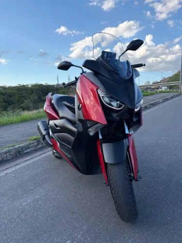 Yamaha Xmax 250