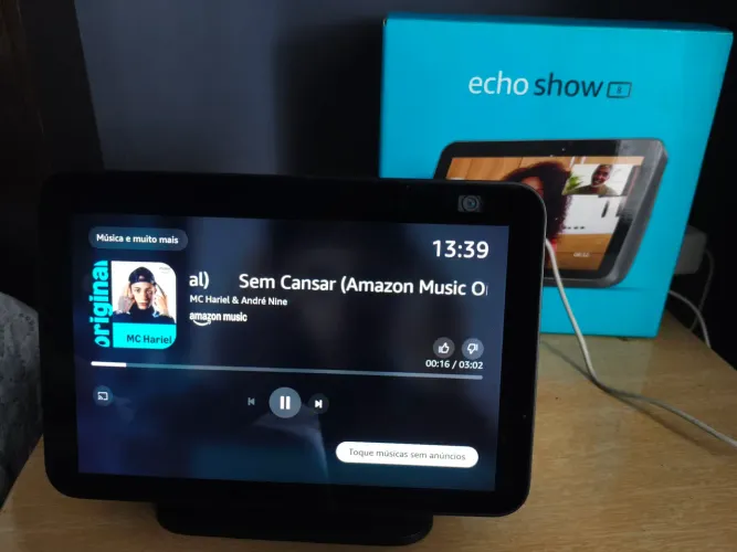 Echo show 8