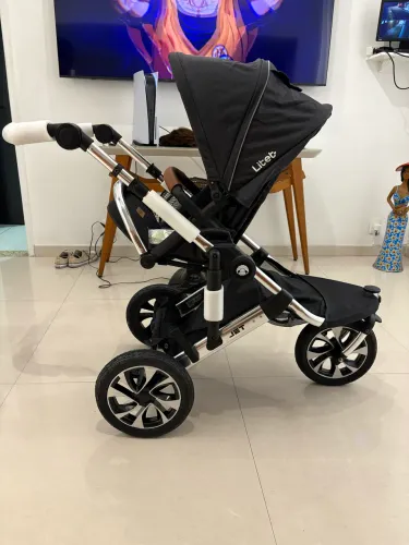 Carrinho de bebê 