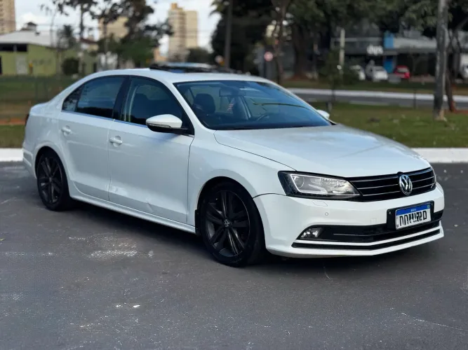 Volkswagen Jetta Highline 2.0 TSI 16V 4P Tiptronic 2016
