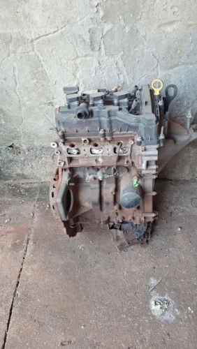 Vendo motor 3 cilindro 1.0 ford. K