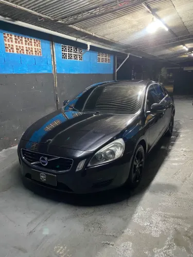 Volvo S60 T-5 2.0 240cv 4P 2011