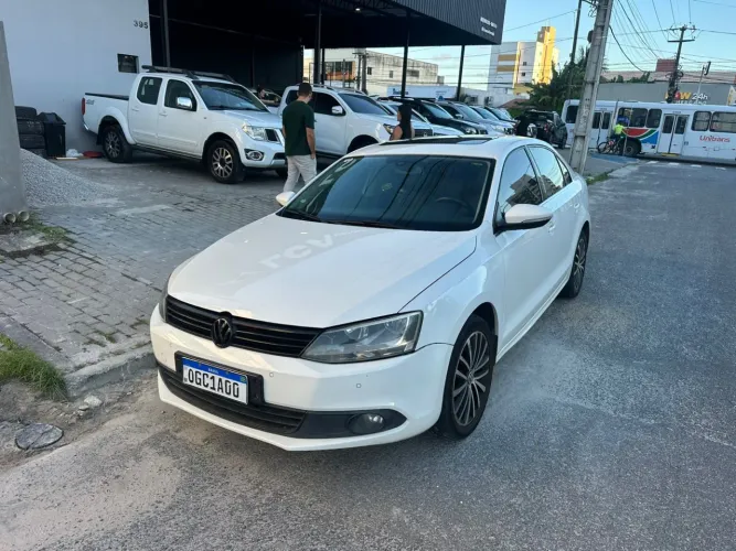 Volkswagen Jetta Highline 2.0 TSI 16V 4P Tiptronic 2013