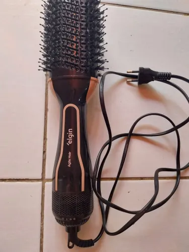Vendo escova de cabelo 80,00