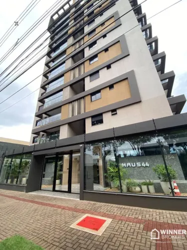 Apartamento com 3 dormitórios para alugar, 80 m² por R$ 4.500/mês - Zona 08 - Maringá/PR