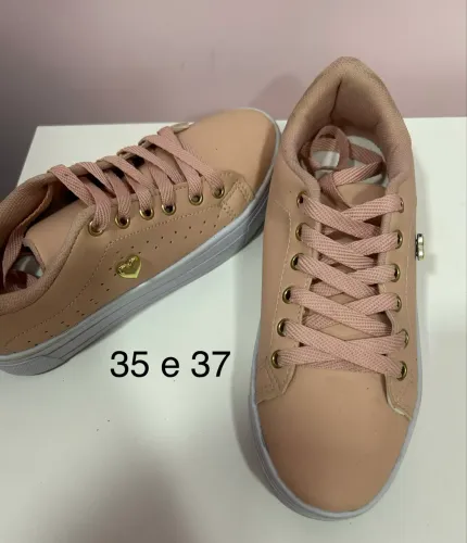 Tênis feminino e masculino 