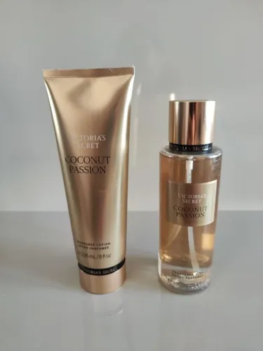 Kit Victoria's Secret Coconut Passion Body Splash e Body Mist