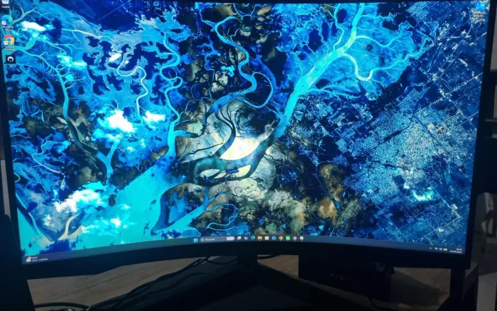 Monitor Samsung Odissey 32" 165Hz