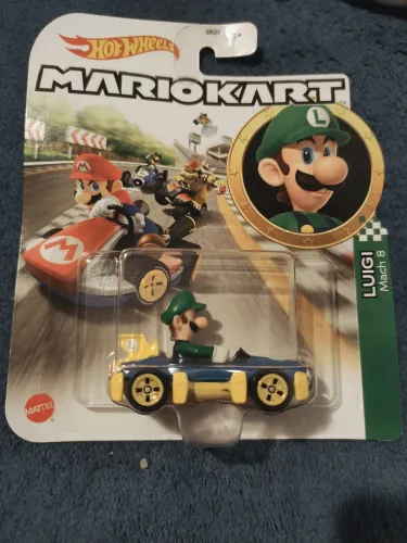 Hotwheels Mario kart - luigi