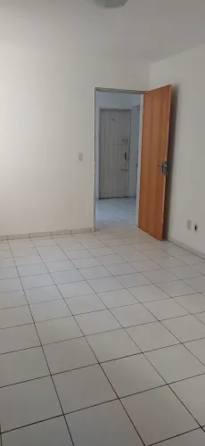 Alugo Apartamento no Residencial Bernardo Oiticica no Jardim Petropólis