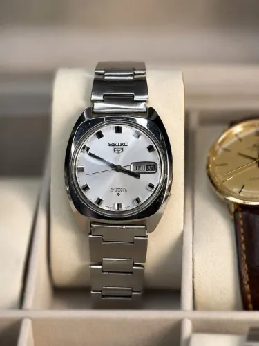 Seiko 5 6119-7103 Vintage Automático 21 Rubis Japan
