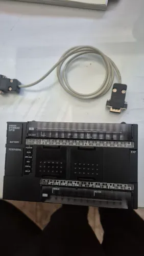 Clp Omron CP1E -N40DT1-D