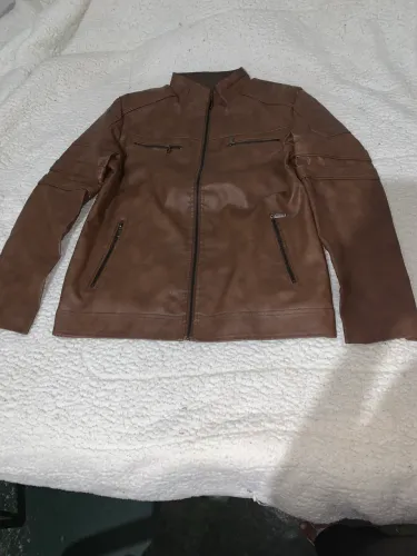 Jaqueta de couro marrom feminina e masculina