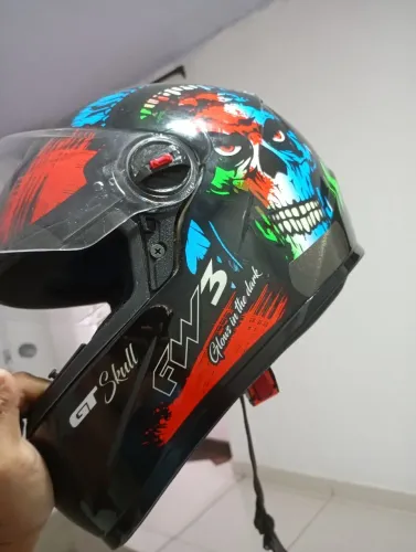 Vendo capacete FW3