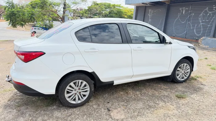 Fiat Cronos Drive 1.3 8V Flex Aut. 2023