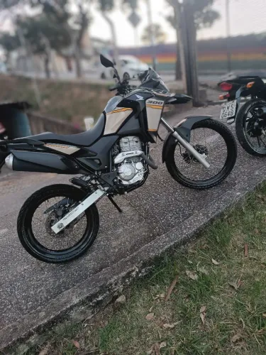 XRE 300
