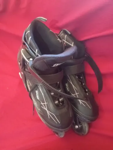 Patins Roller ajustável preto