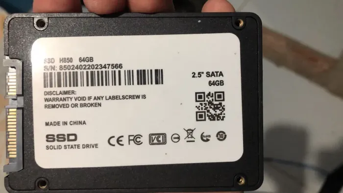 SSD 64 gb somnanbulist 2.5 SATA h850