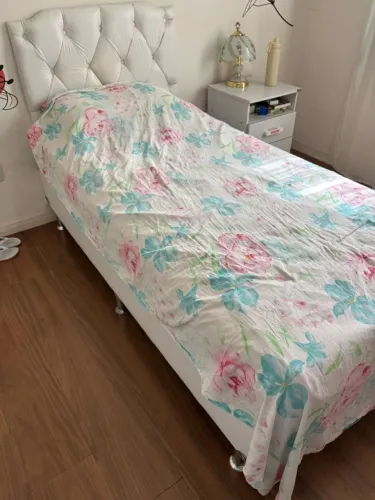 Cama Box Com Colchão Em Perfeito Estado 