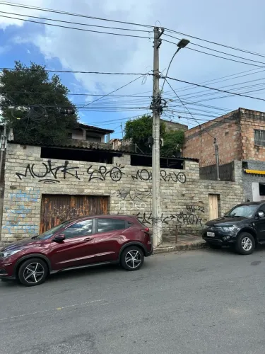Casa Antiga em Lote de 360M² - Próximo ao Anel Rodoviário