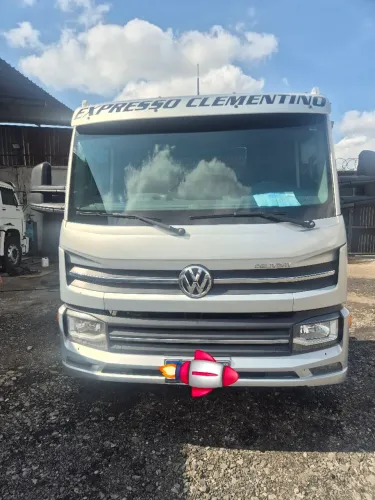 Vende-se caminhão Volkswagen - Semi Novo